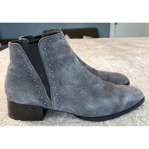 Donald J Pliner Gavi Gray Suede Studded Chelsea Ankle Boots Womens Size 8.5